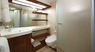 Norwegian Encore - Solo Balcony.jpg